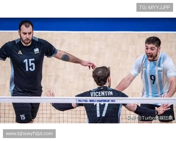 美国男排发球定胜局逆转战胜对手成功晋级八强